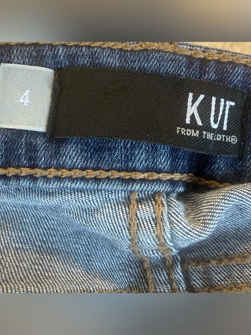 Kut from the Kloth Women's High-Rise Donna Fab Ab Ankle Skinny Jeans. Size 4 - Picture 7 of 10